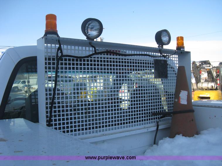 image for item E3107 2000 Ford F250 Super Duty XL service truck