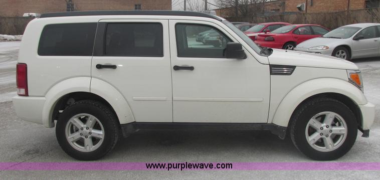 image for item E7110 2008 Dodge Nitro SLT SUV