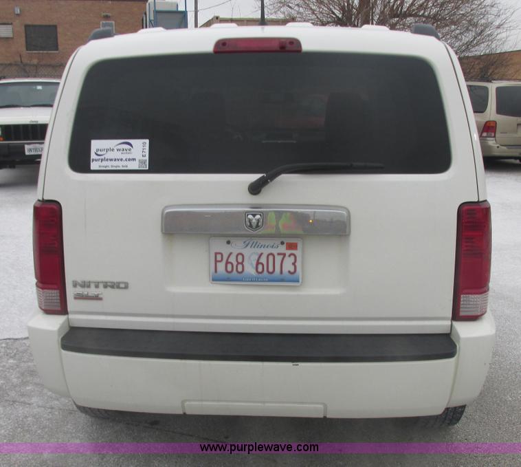 image for item E7110 2008 Dodge Nitro SLT SUV
