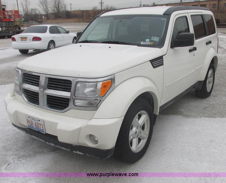 image for item E7110 2008 Dodge Nitro SLT SUV