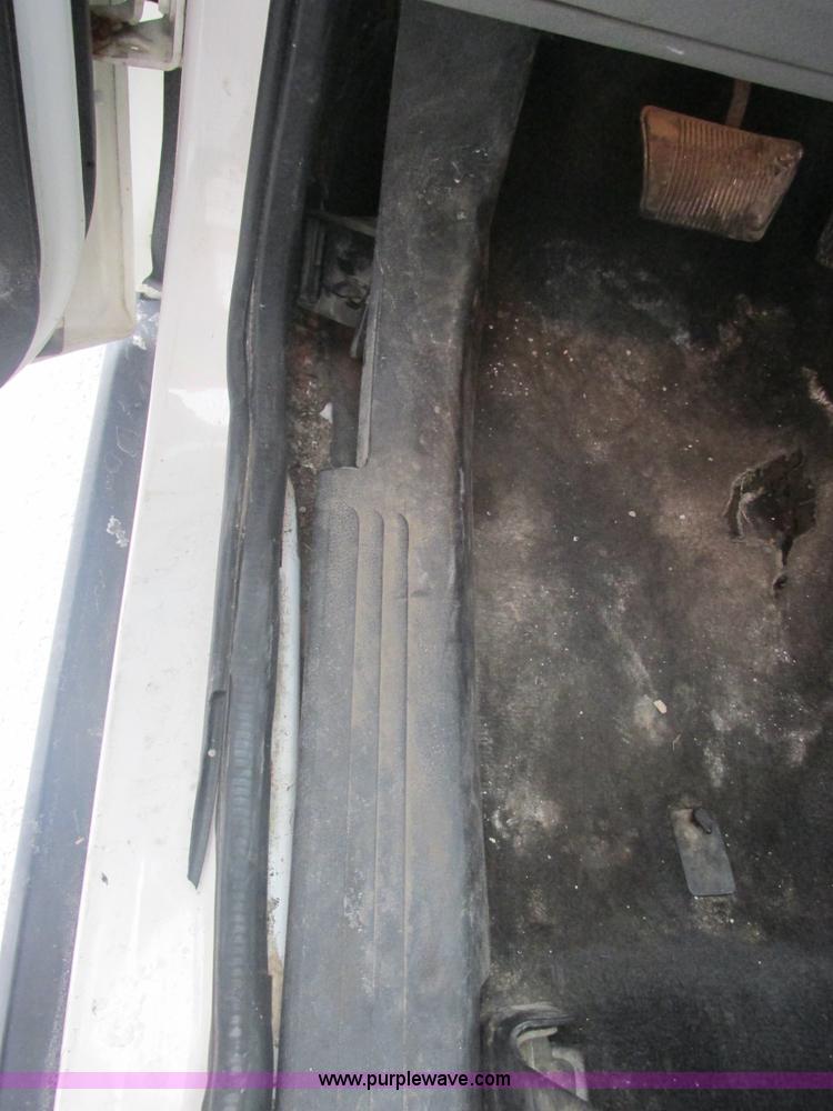 image for item E7110 2008 Dodge Nitro SLT SUV