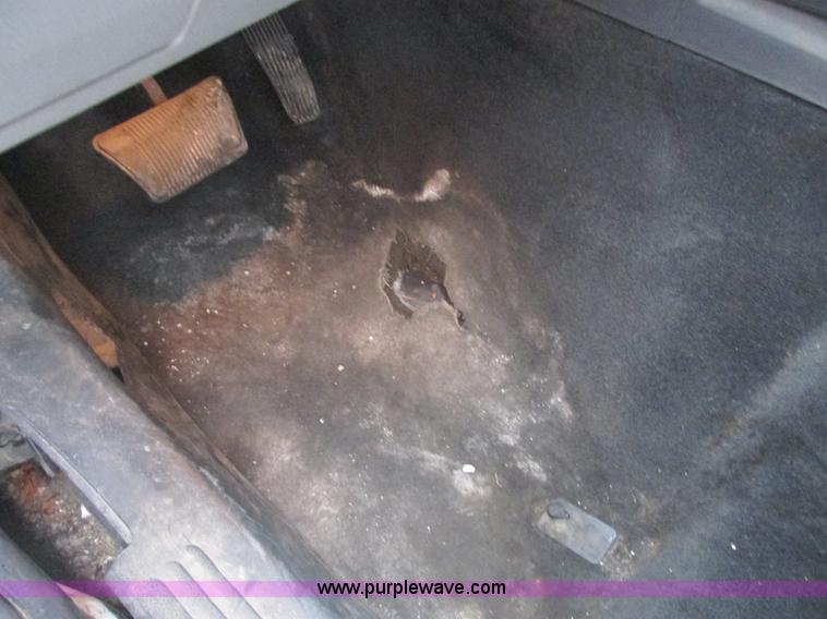 image for item E7110 2008 Dodge Nitro SLT SUV