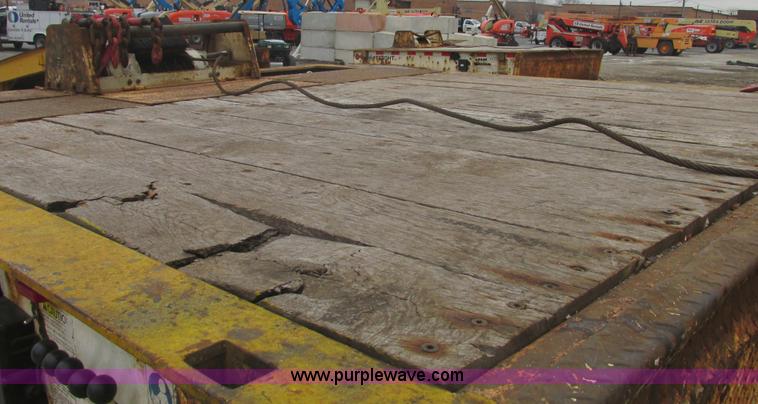 image for item E7112 2007 Trail-Eze TE80HT Hydra-tail trailer