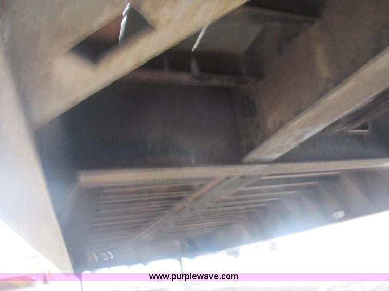 image for item E7113 2007 Trail-Eze TE80HT Hydra-tail trailer