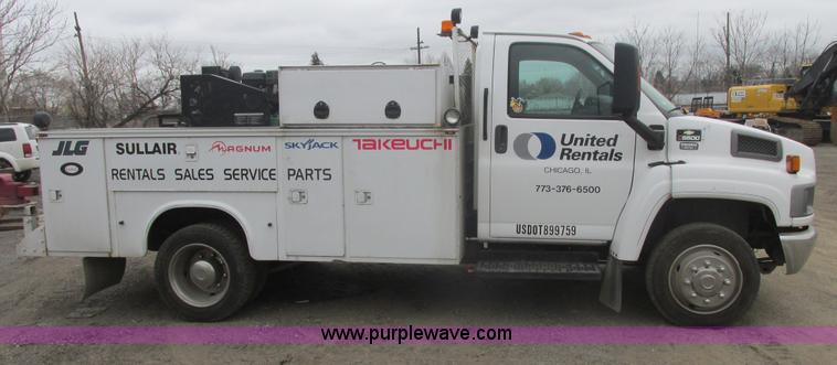 image for item E7115 2006 Chevrolet C5500 service truck