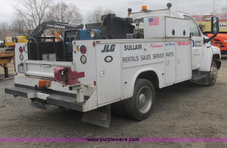 image for item E7115 2006 Chevrolet C5500 service truck