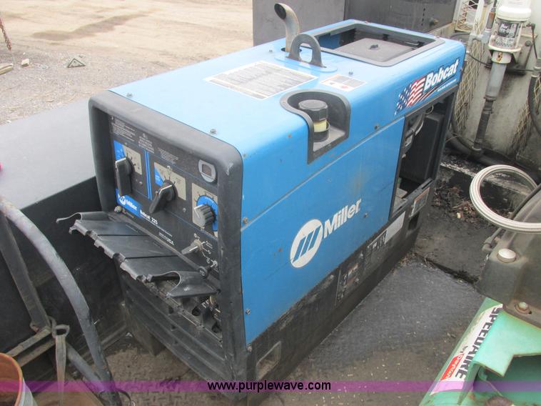 image for item E7115 2006 Chevrolet C5500 service truck