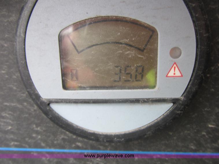 image for item E7115 2006 Chevrolet C5500 service truck