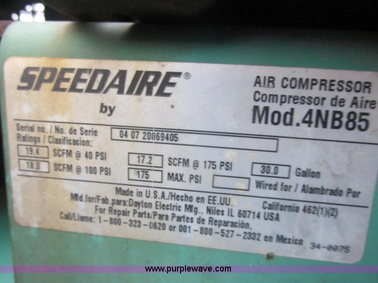 image for item E7115 2006 Chevrolet C5500 service truck