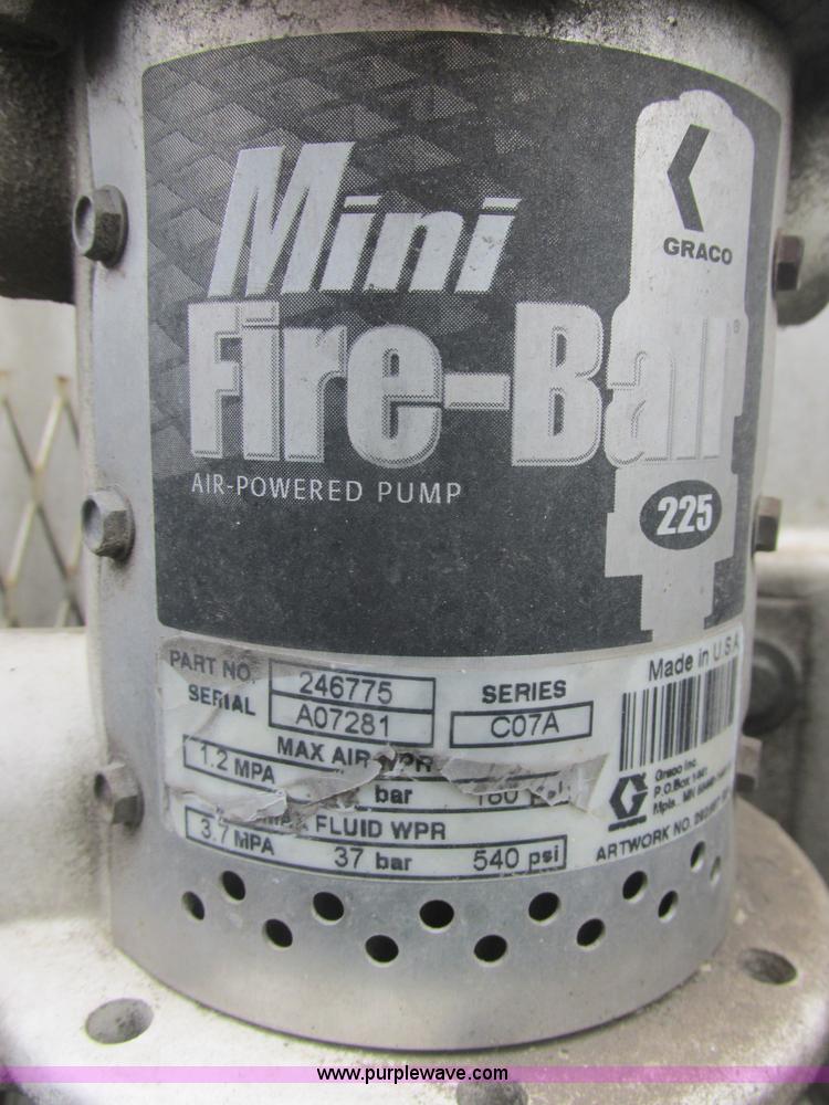 image for item E7115 2006 Chevrolet C5500 service truck