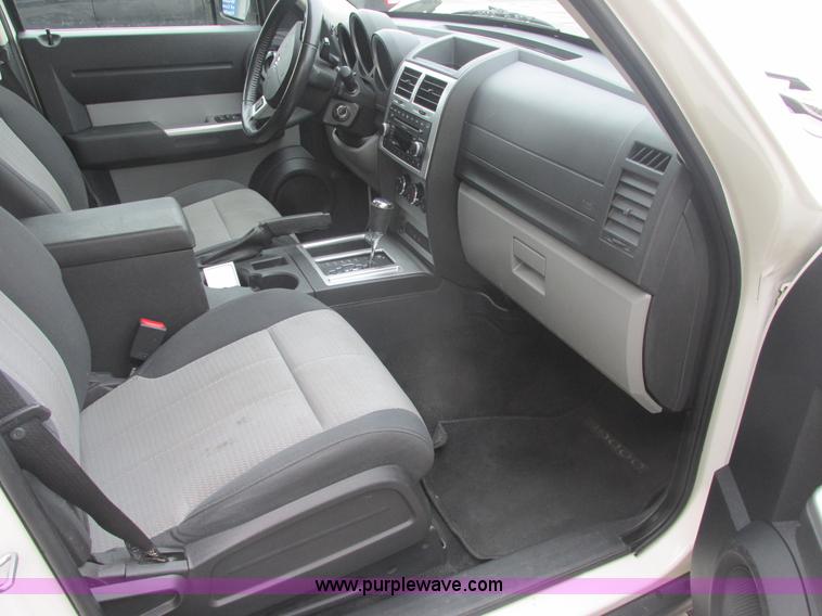 image for item E7116 2008 Dodge Nitro SLT SUV