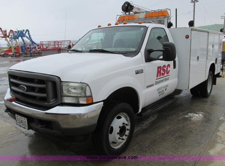 image for item F4393 2004 Ford F550 Super Duty service truck
