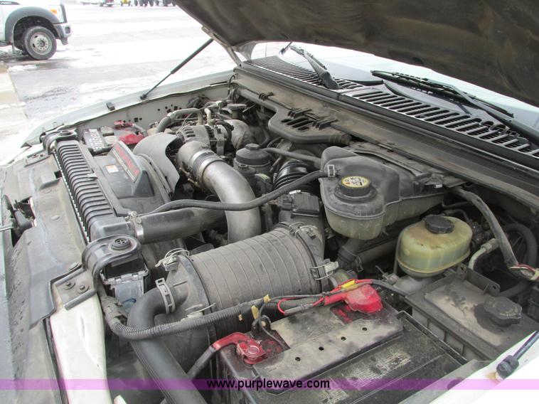 image for item F4393 2004 Ford F550 Super Duty service truck