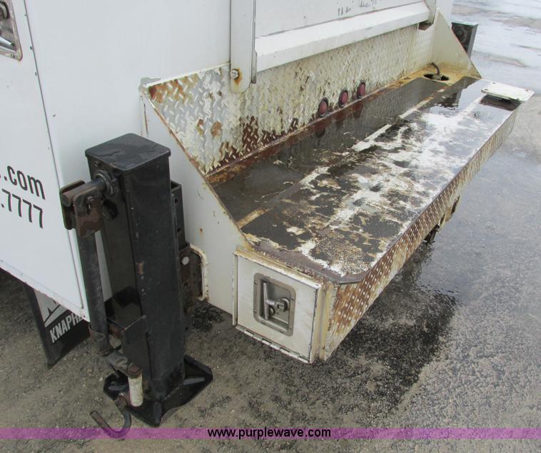 image for item F4393 2004 Ford F550 Super Duty service truck