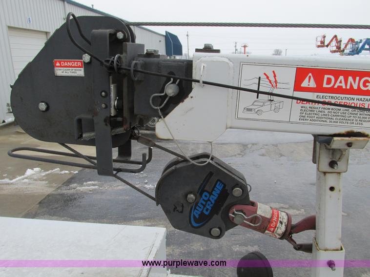 image for item F4393 2004 Ford F550 Super Duty service truck