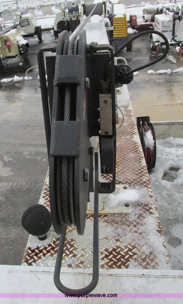 image for item F4393 2004 Ford F550 Super Duty service truck