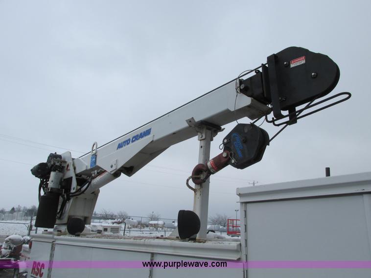 image for item F4393 2004 Ford F550 Super Duty service truck