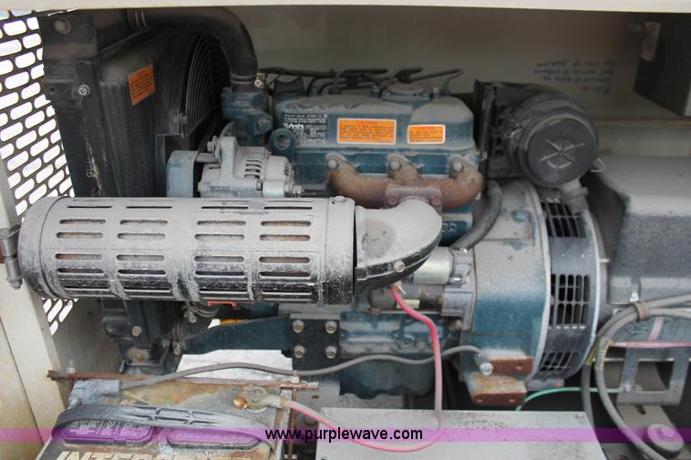 image for item W9462 2007 Terex Amida AL4000 light tower/generator