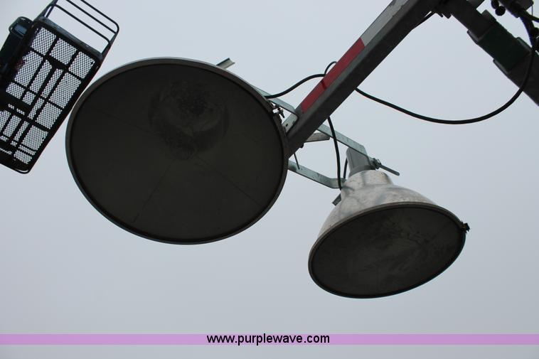 image for item W9462 2007 Terex Amida AL4000 light tower/generator