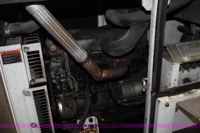 image for item W9463 Multi Quip Whisperwatt 25 portable generator