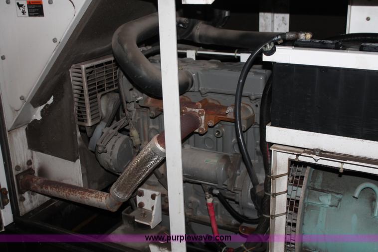 image for item W9464 Multi Quip Whisperwatt 25 portable generator