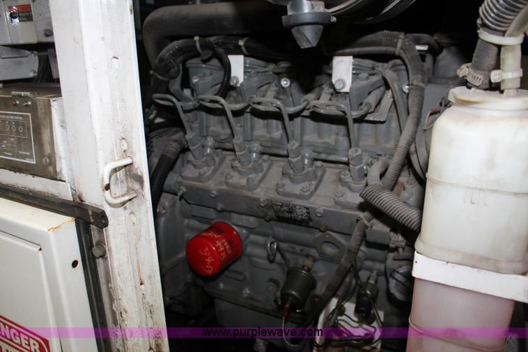 image for item W9464 Multi Quip Whisperwatt 25 portable generator