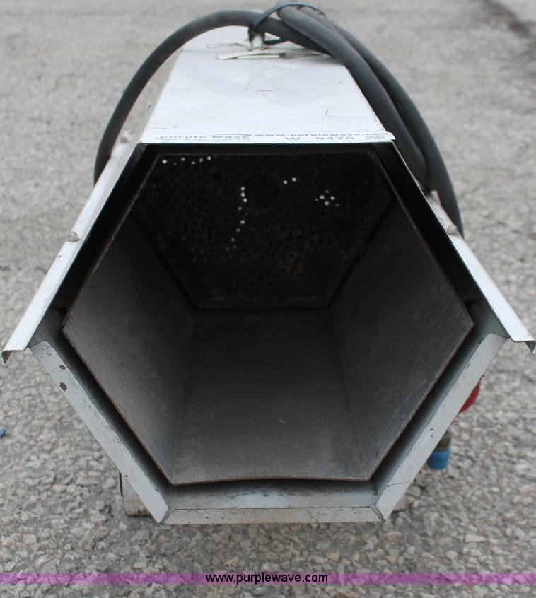 image for item W9475 LB White Tradesman 400 construction heater