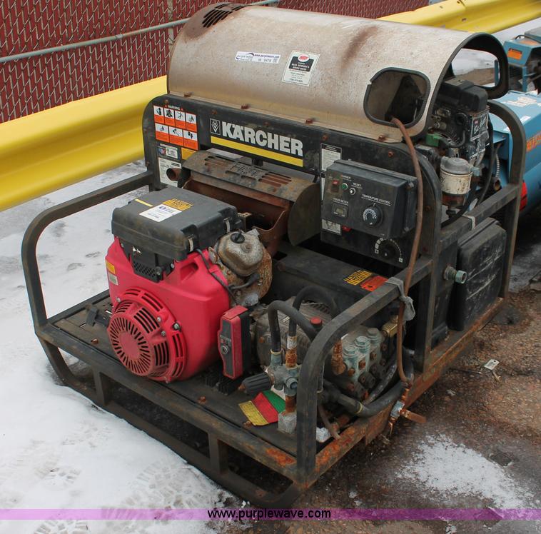 image for item W9478 Karcher SSG-503537E hot water pressure washer