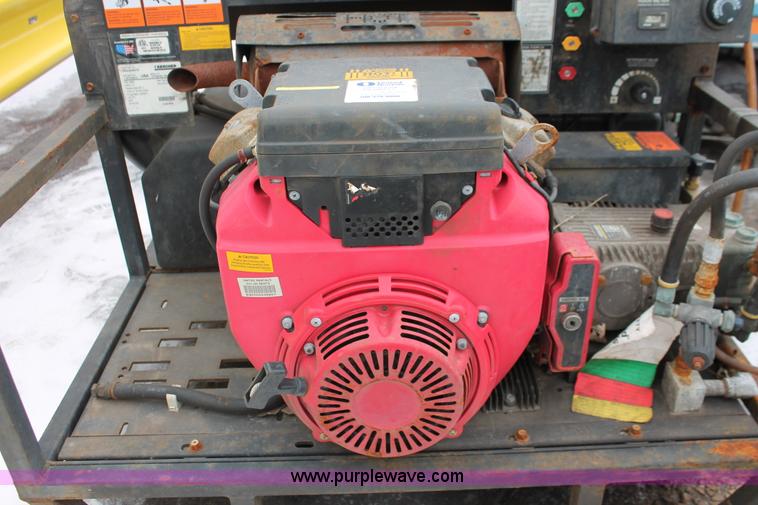 image for item W9478 Karcher SSG-503537E hot water pressure washer