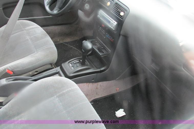 image for item AG9976 1994 Nissan Sentra Limited Edition