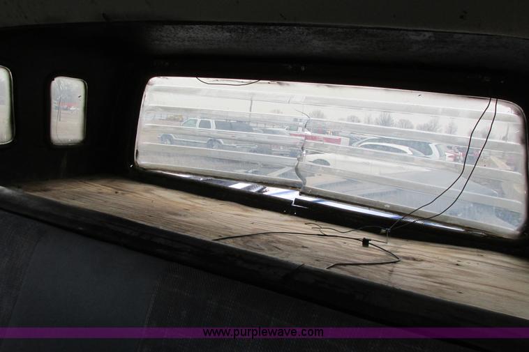 image for item AG9977 1997 Dodge Ram 1500 ST Club Cab pickup truck