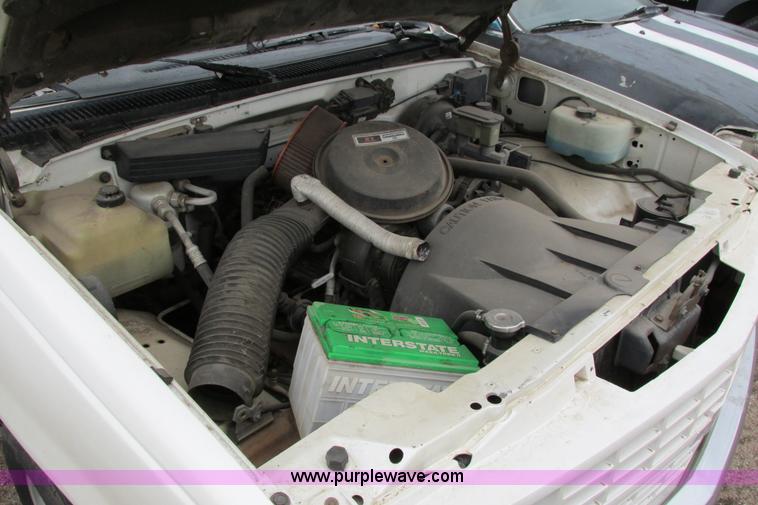 image for item AG9982 1989 Chevrolet 1500 pickup truck