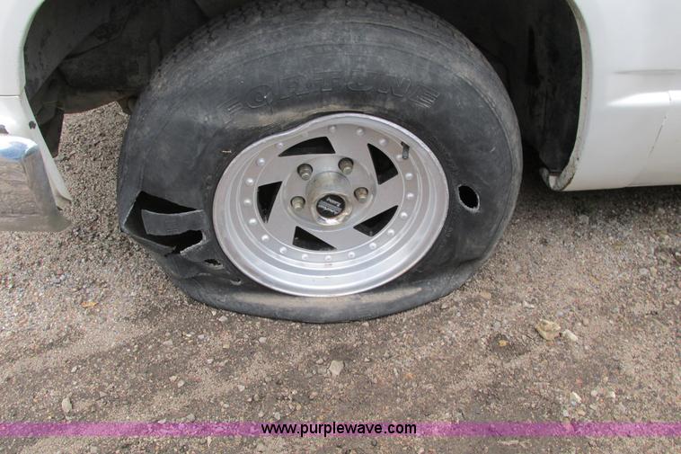 image for item AG9982 1989 Chevrolet 1500 pickup truck