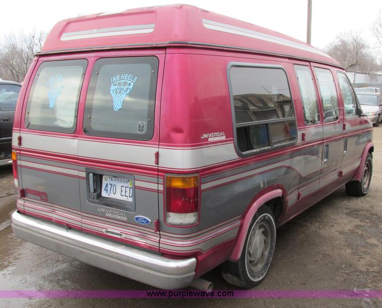 image for item AG9996 1994 Ford Econoline E150 conversion van