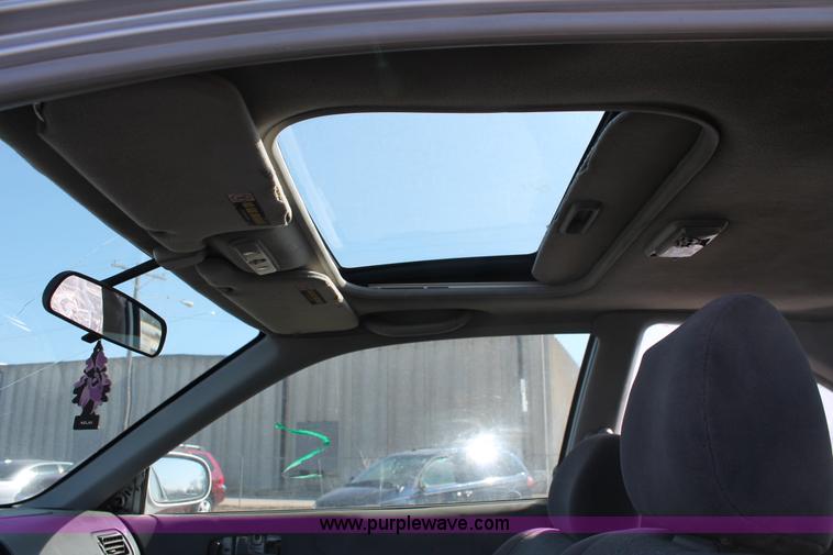 image for item E2946 1999 Honda Civic EX