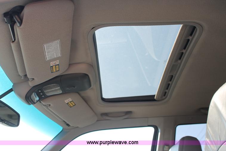 image for item E2948 1998 Mercury Mountaineer SUV