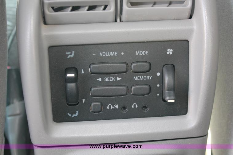 image for item E2948 1998 Mercury Mountaineer SUV