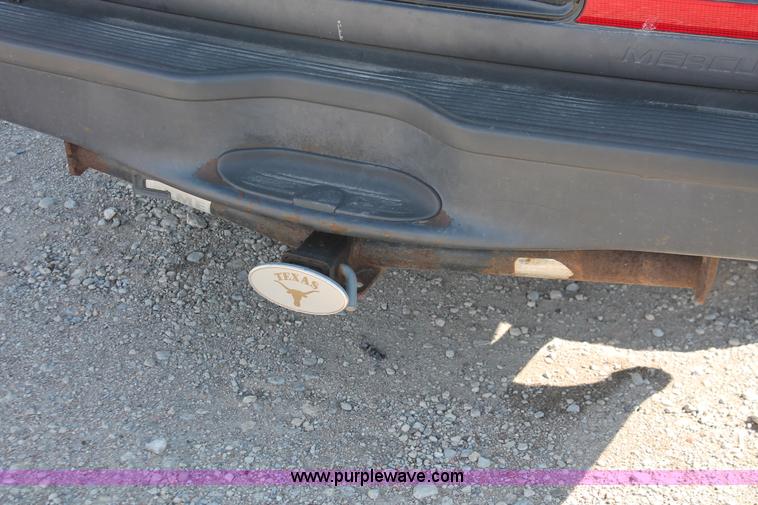 image for item E2948 1998 Mercury Mountaineer SUV