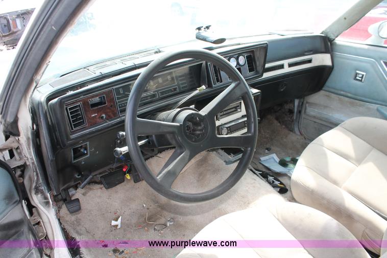 image for item E2951 1979 Oldsmobile Cutlass