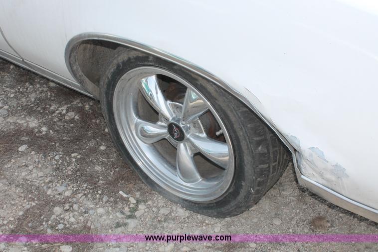 image for item E2951 1979 Oldsmobile Cutlass