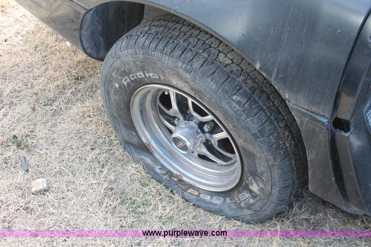 image for item E2959 1992 Chevrolet Corvette