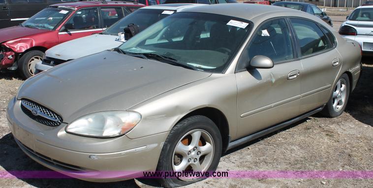 image for item E2963 2001 Ford Taurus SES
