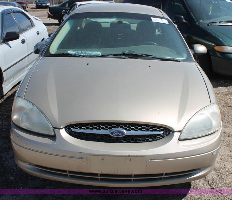 image for item E2963 2001 Ford Taurus SES