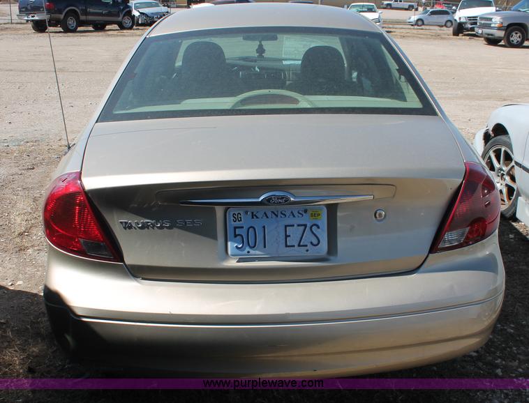 image for item E2963 2001 Ford Taurus SES