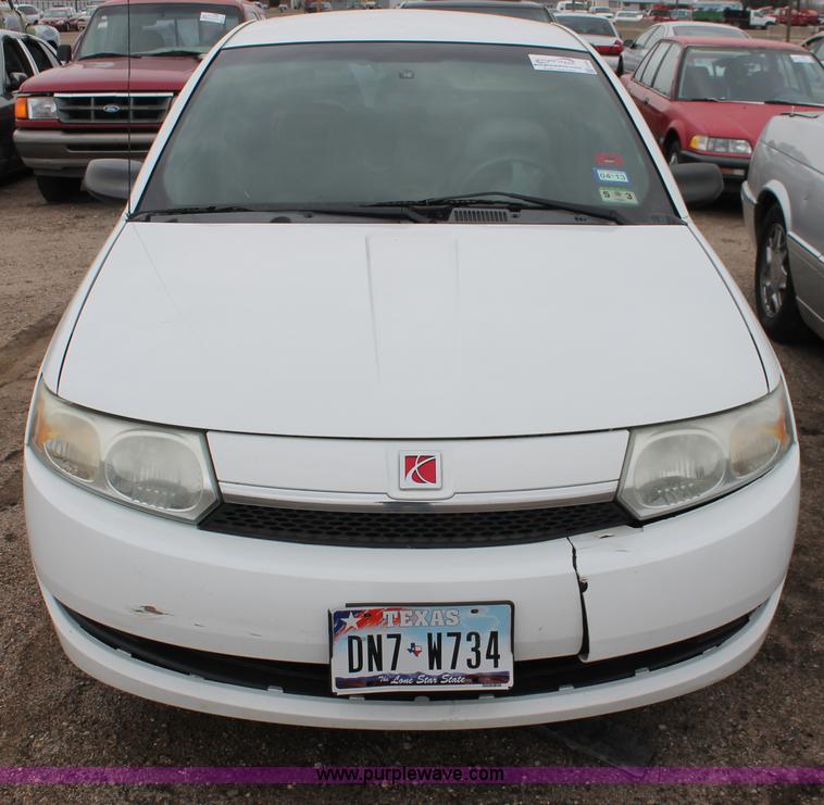 image for item E3156 2004 Saturn Ion 2