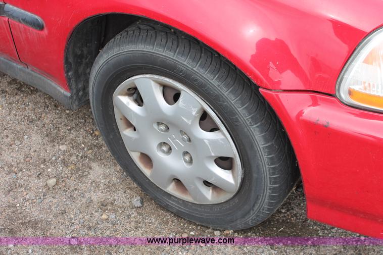 image for item E3159 1998 Honda Civic DX
