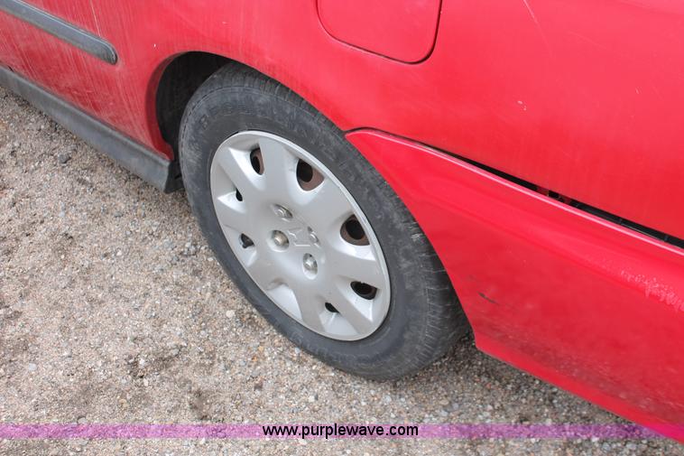 image for item E3159 1998 Honda Civic DX