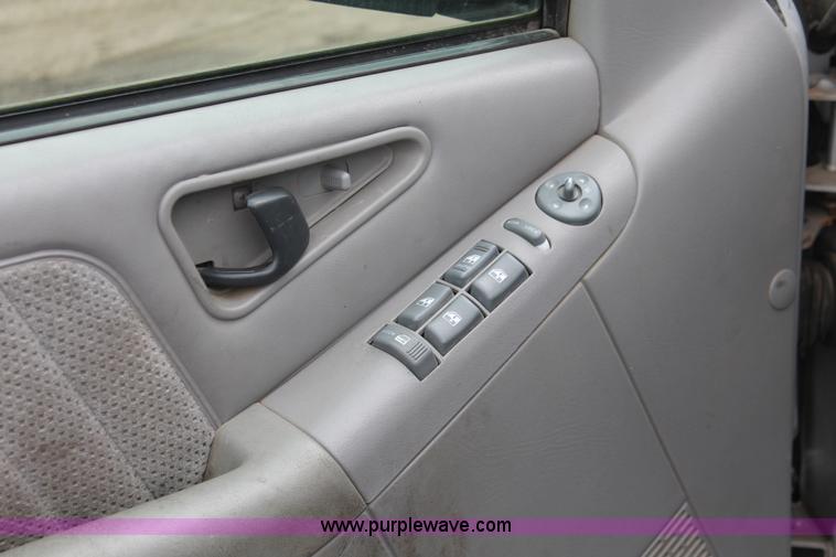 image for item E3160 1996 Chevrolet Blazer LS