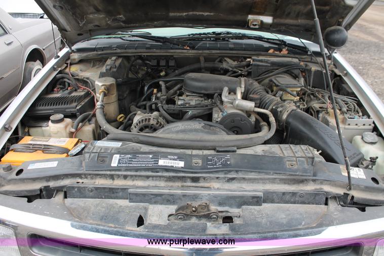 image for item E3160 1996 Chevrolet Blazer LS