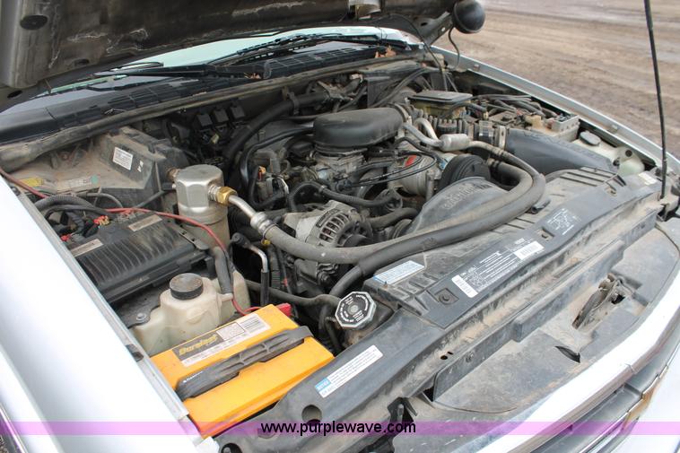 image for item E3160 1996 Chevrolet Blazer LS